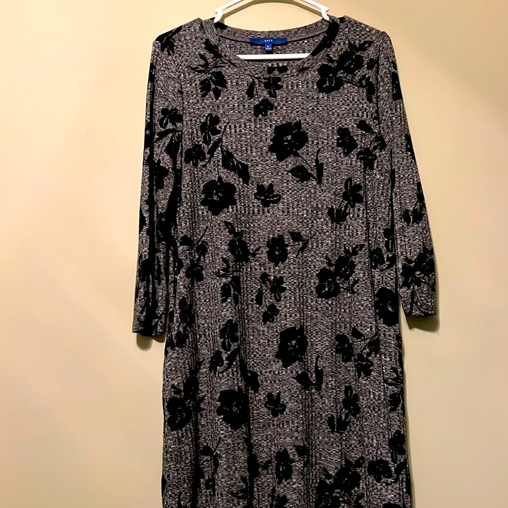 Long Sleeve Grey and Black Floral Textured Dress
